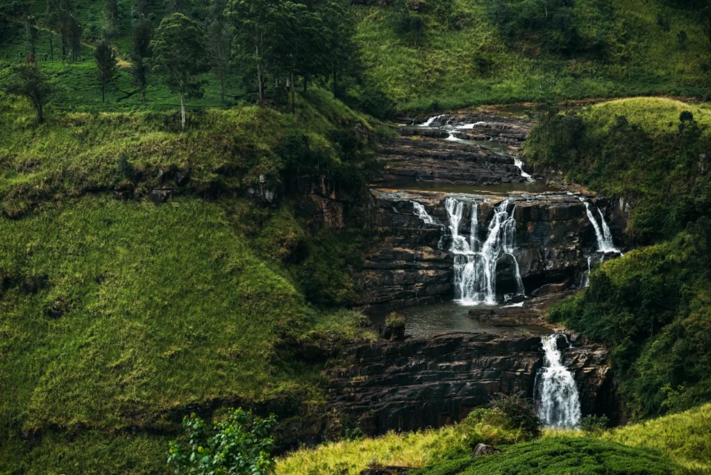 waterfall-among-the-green-mountains-waterfalls yangalla tours
